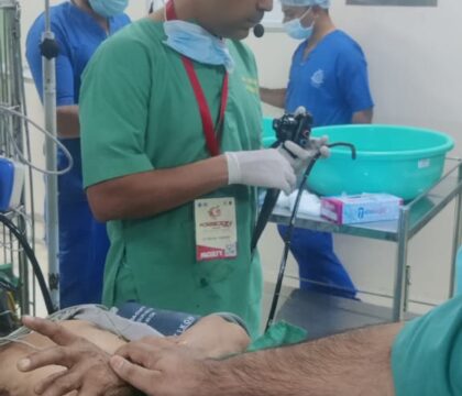 Dr. Mandar